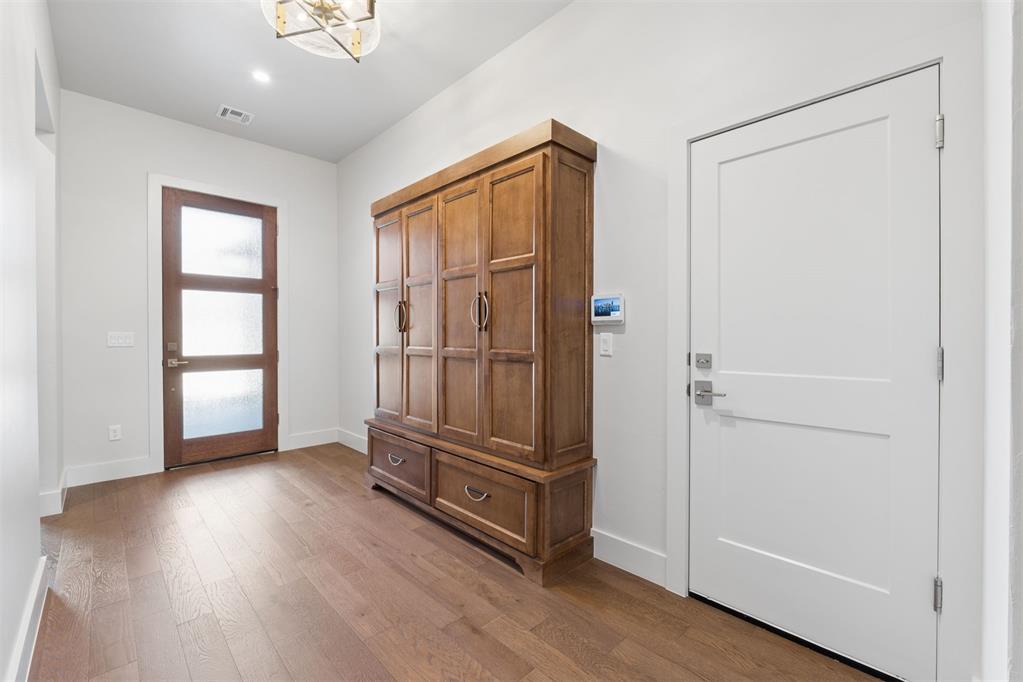 5000 Pont Neuf Road Property Photo 3