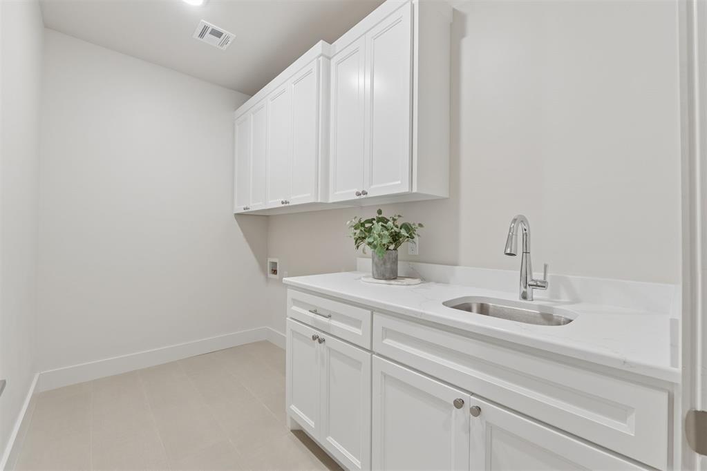 5000 Pont Neuf Road Property Photo 25