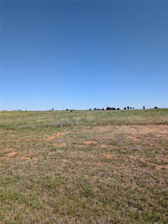 128 E Kenny Way Property Photo 2