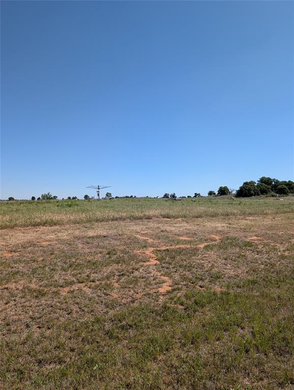 128 E Kenny Way Property Photo 3