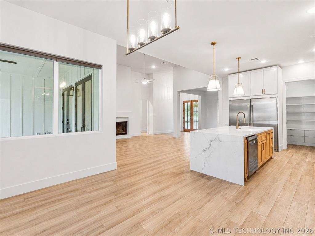 12381 Lakeview Road Property Photo 11