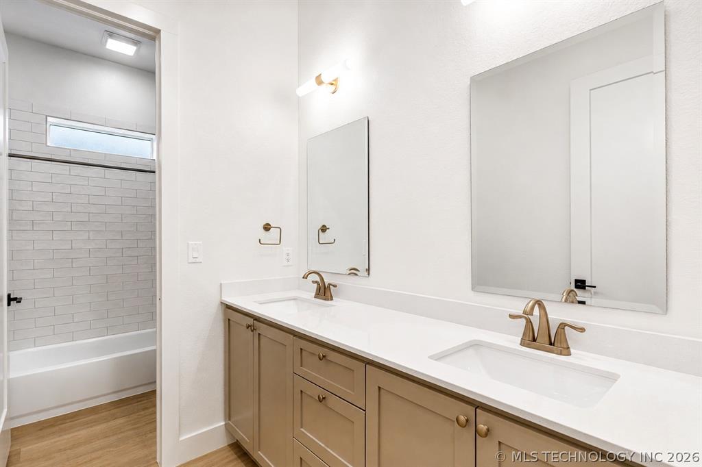 12381 Lakeview Road Property Photo 27