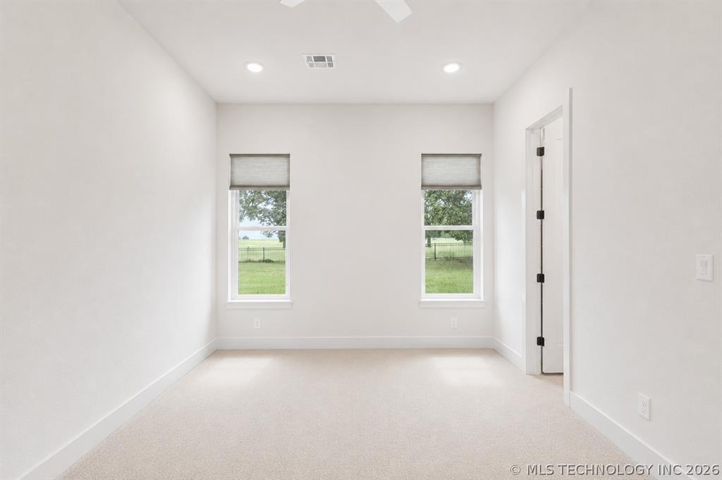 12381 Lakeview Road Property Photo 31