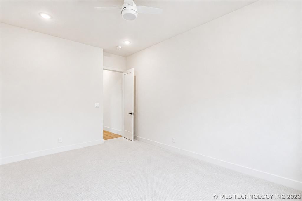 12381 Lakeview Road Property Photo 33