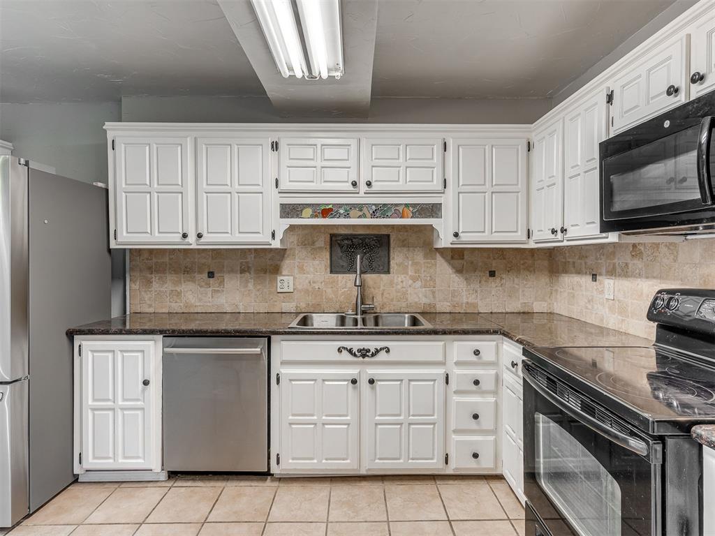 11374 Benttree Circle 11374 Property Photo 4
