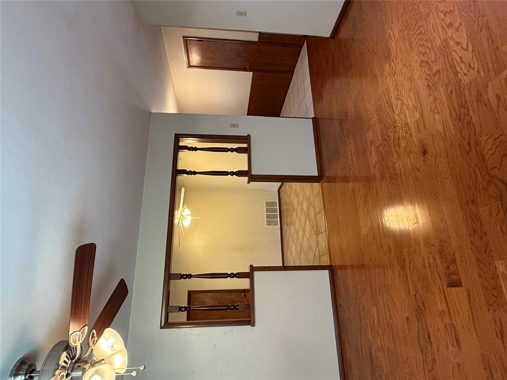 400 N Mockingbird Drive Property Photo 13