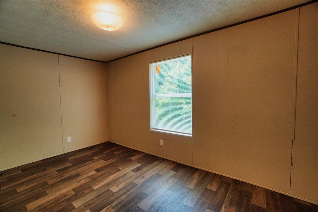 801 E Oak Street Property Photo 31