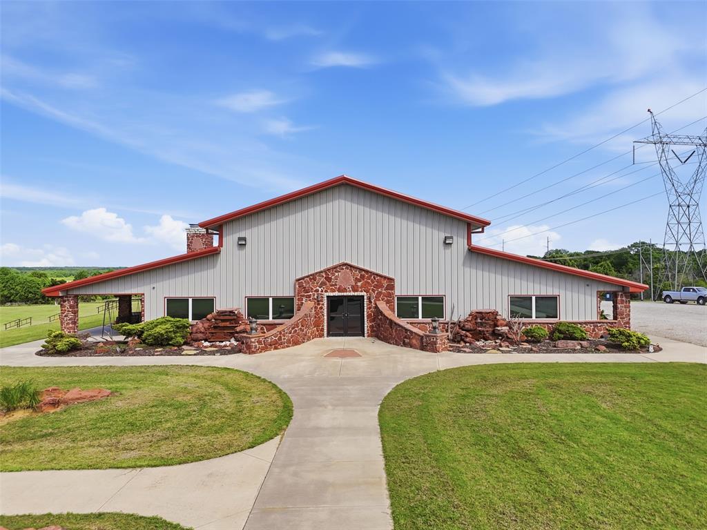 341070 E 890 Road Property Photo 4
