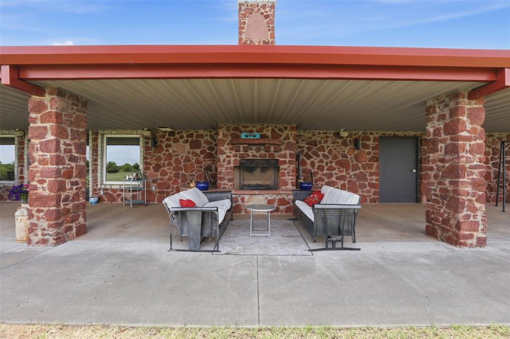 341070 E 890 Road Property Photo 8