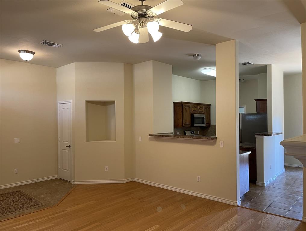 2404 Rookhaven Lane Property Photo 13