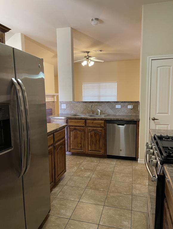 2404 Rookhaven Lane Property Photo 37