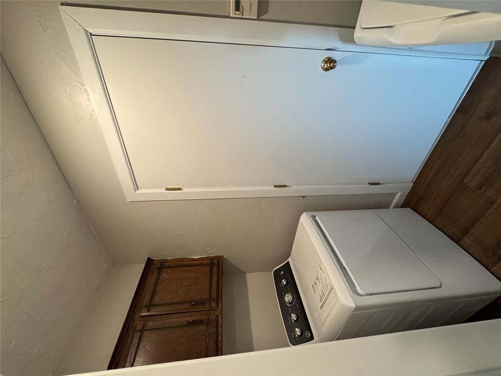 1108 Holly Court Property Photo 23