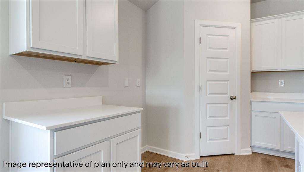 2620 Otis Lane Property Photo 11