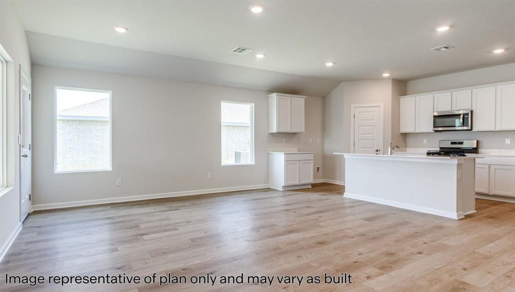 2620 Otis Lane Property Photo 13