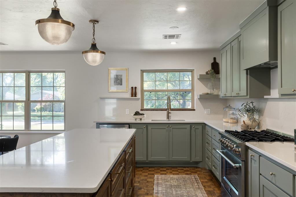 1219 Westchester Drive Property Photo 6