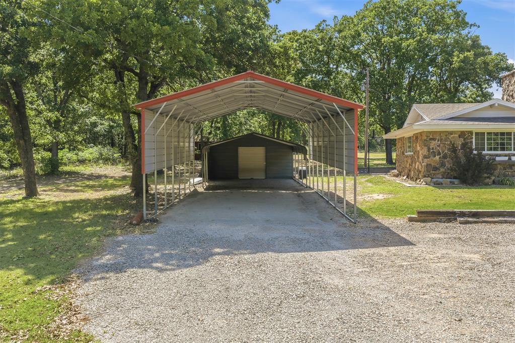 25568 N County Road 3175 Property Photo 32