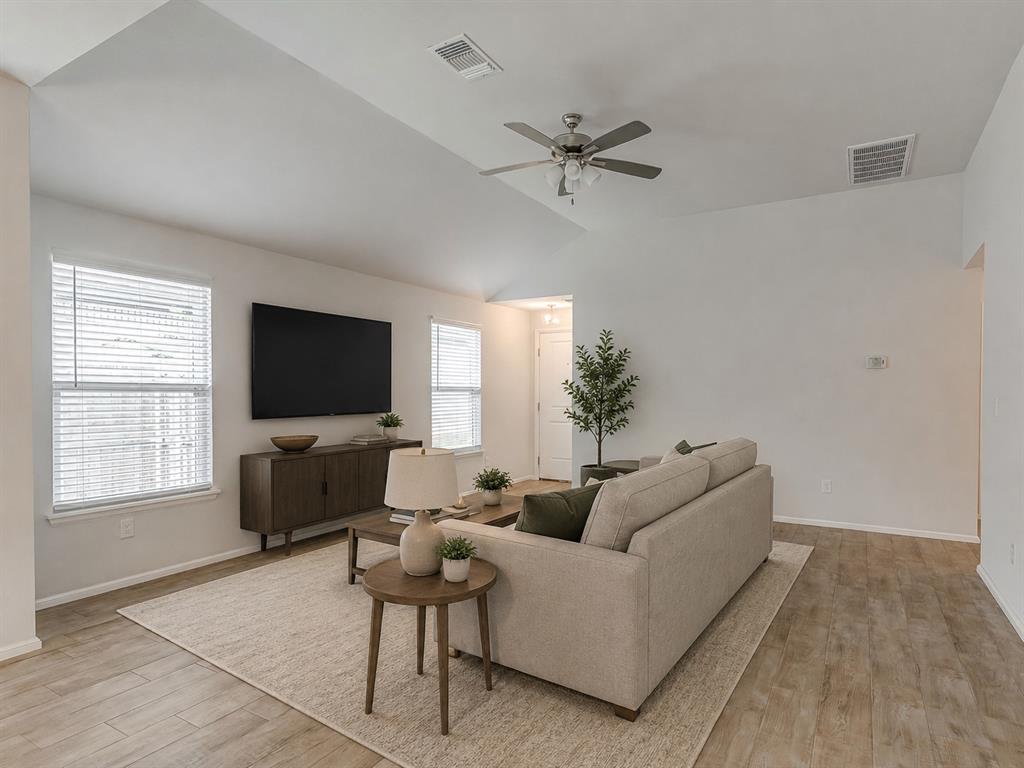 3023 Wister Road Property Photo 8