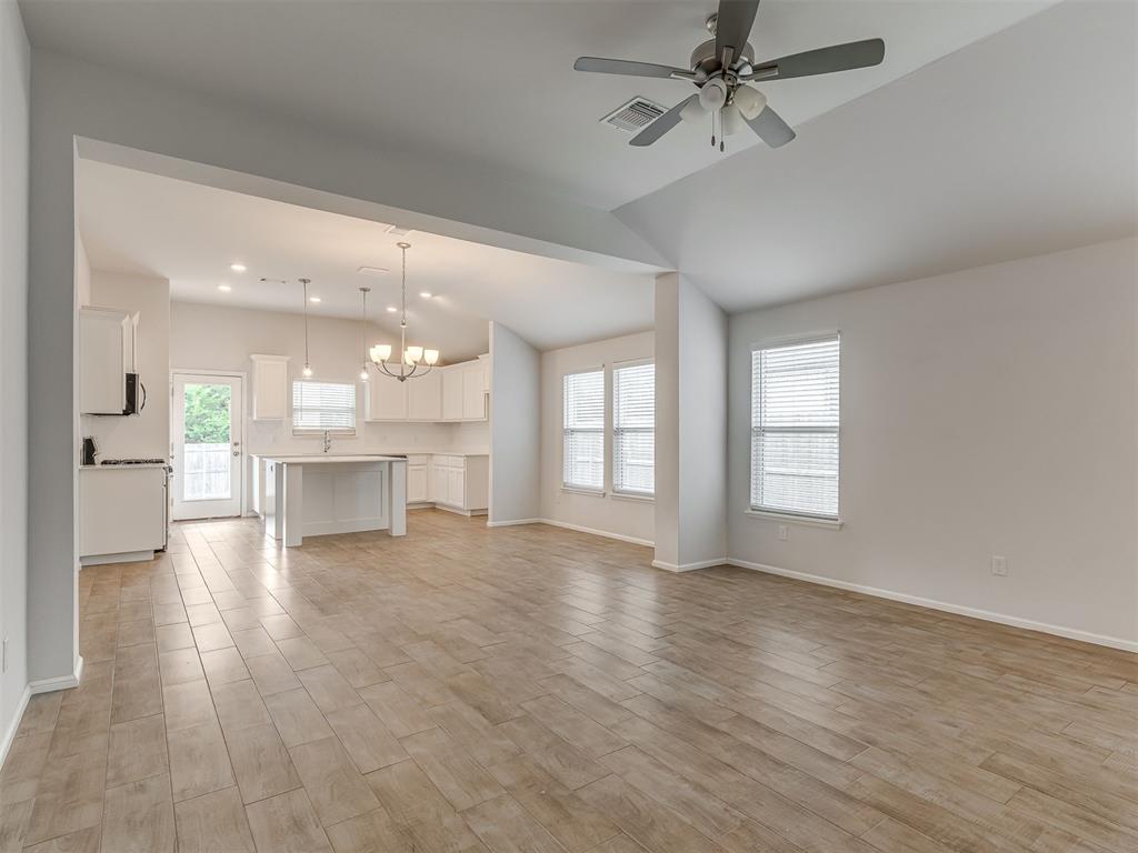 3023 Wister Road Property Photo 10