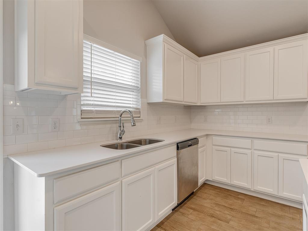 3023 Wister Road Property Photo 15