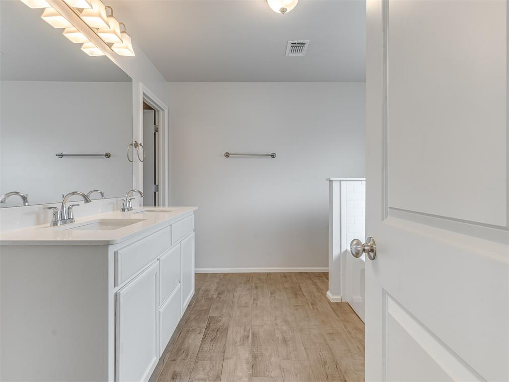 3023 Wister Road Property Photo 21
