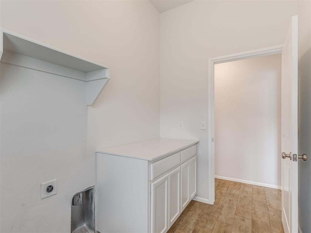 3023 Wister Road Property Photo 36