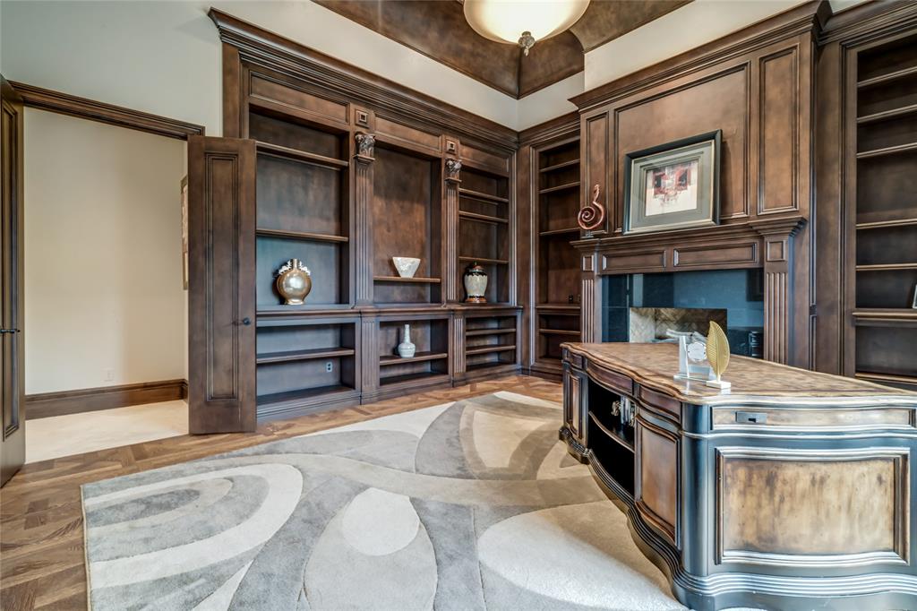 5701 Mistletoe Court Property Photo 13