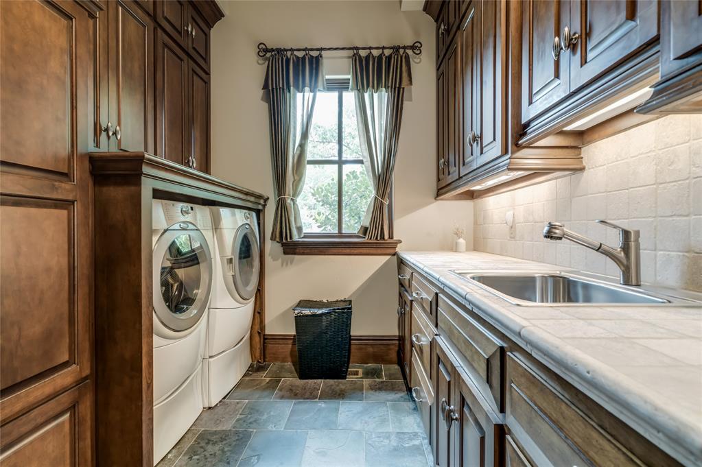 5701 Mistletoe Court Property Photo 44