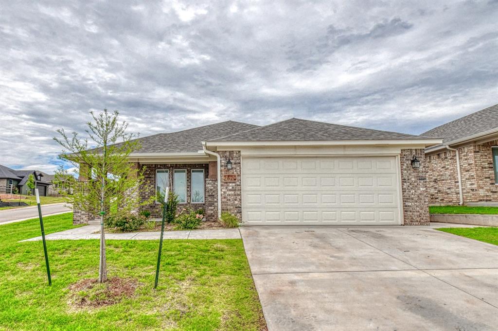 2820 S Bowling Drive Property Photo 1