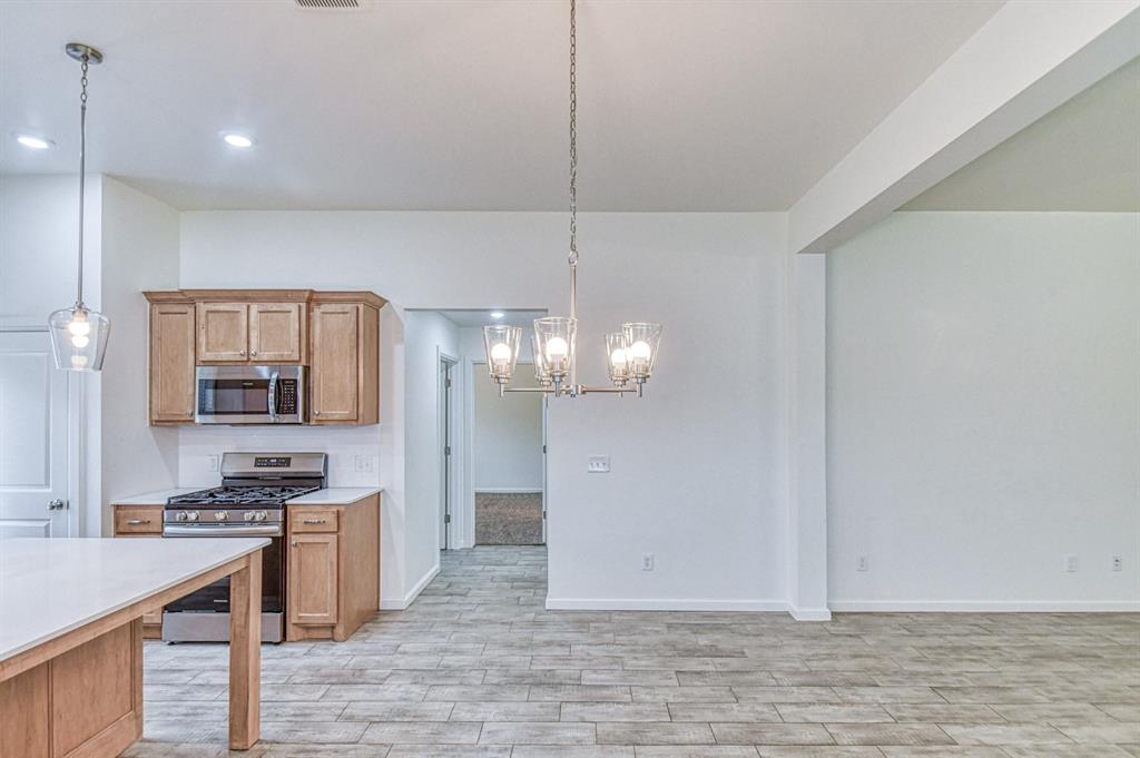 2820 S Bowling Drive Property Photo 13
