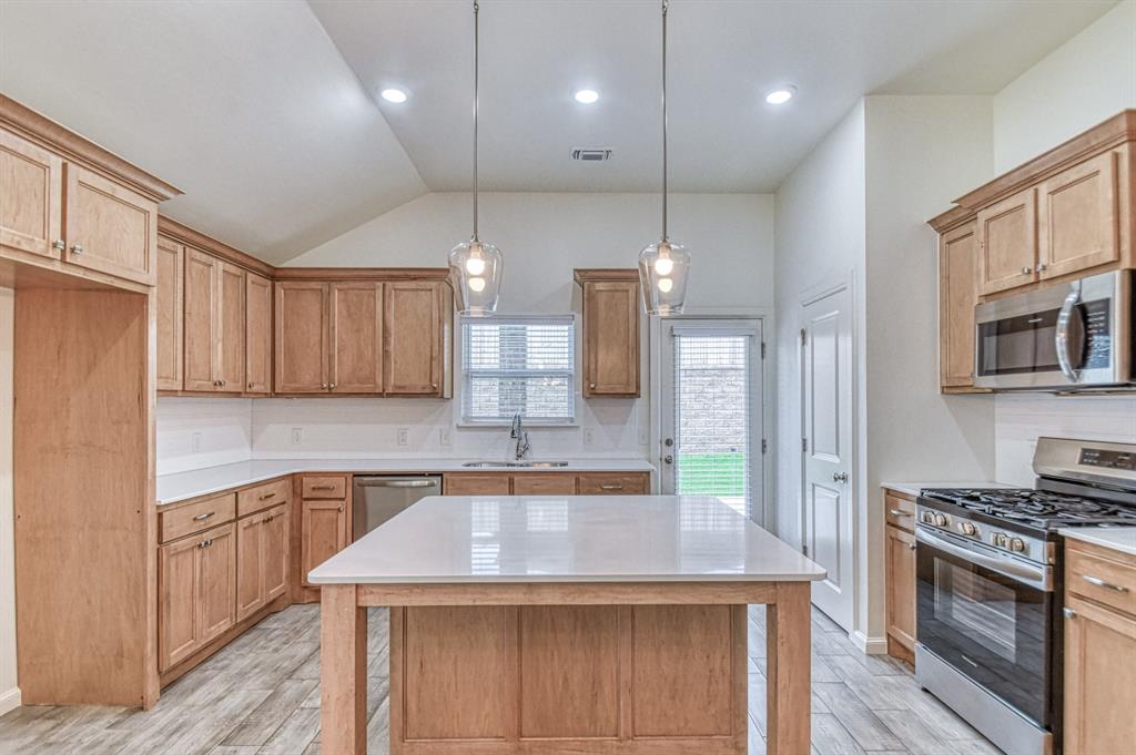 2820 S Bowling Drive Property Photo 15