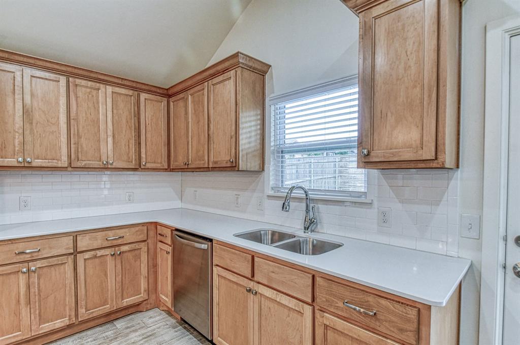 2820 S Bowling Drive Property Photo 18