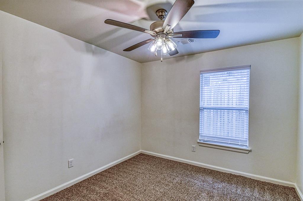 2820 S Bowling Drive Property Photo 39
