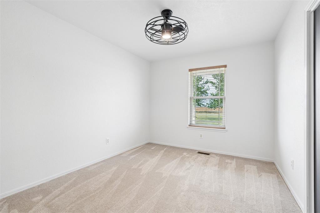503 Moffat Road Ne Property Photo 23