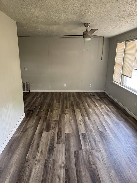 1921 N Vine Street Property Photo 2