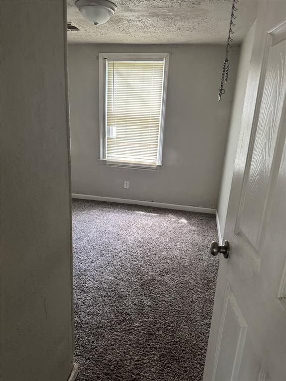 1921 N Vine Street Property Photo 6