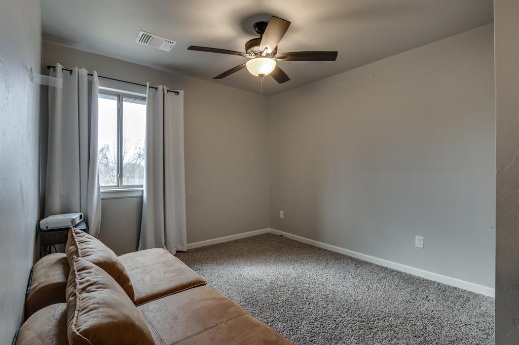 512 E Barajas Terrace Property Photo 33