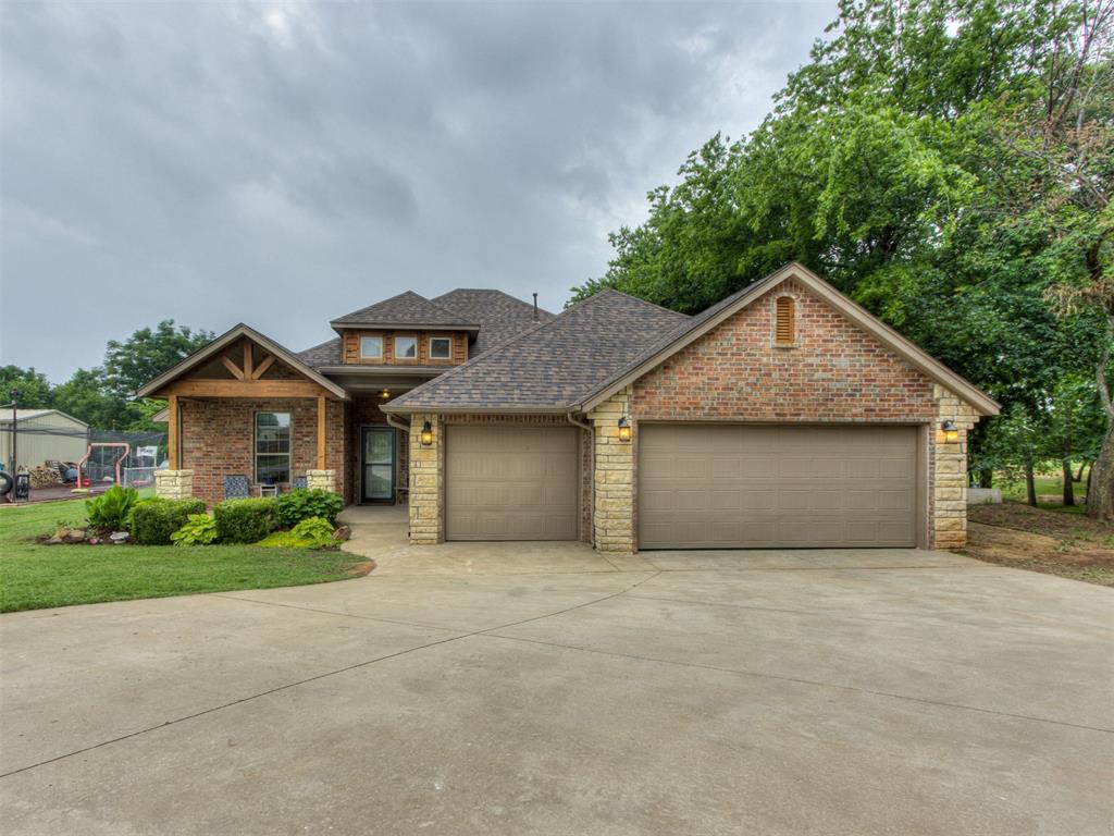 501 Arrowhead Drive Property Photo 1