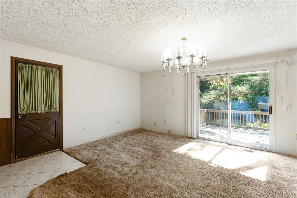 8 Burk Way Property Photo 16