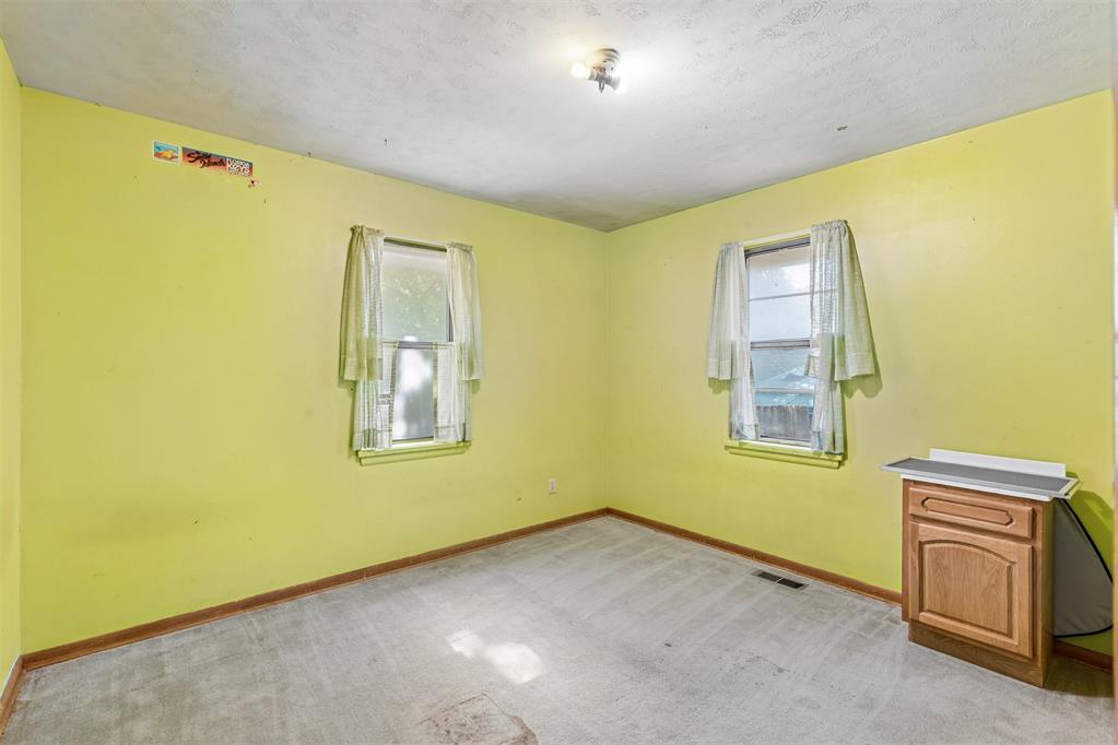 8 Burk Way Property Photo 38