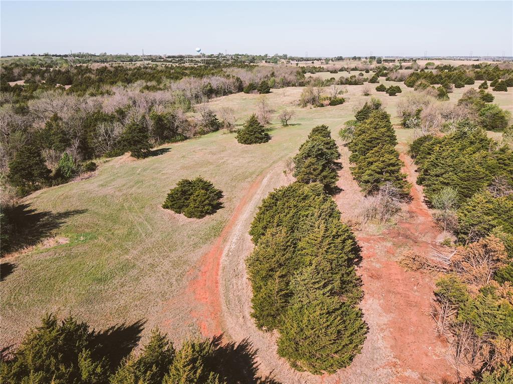 6012 N Jardot Road Property Photo 6