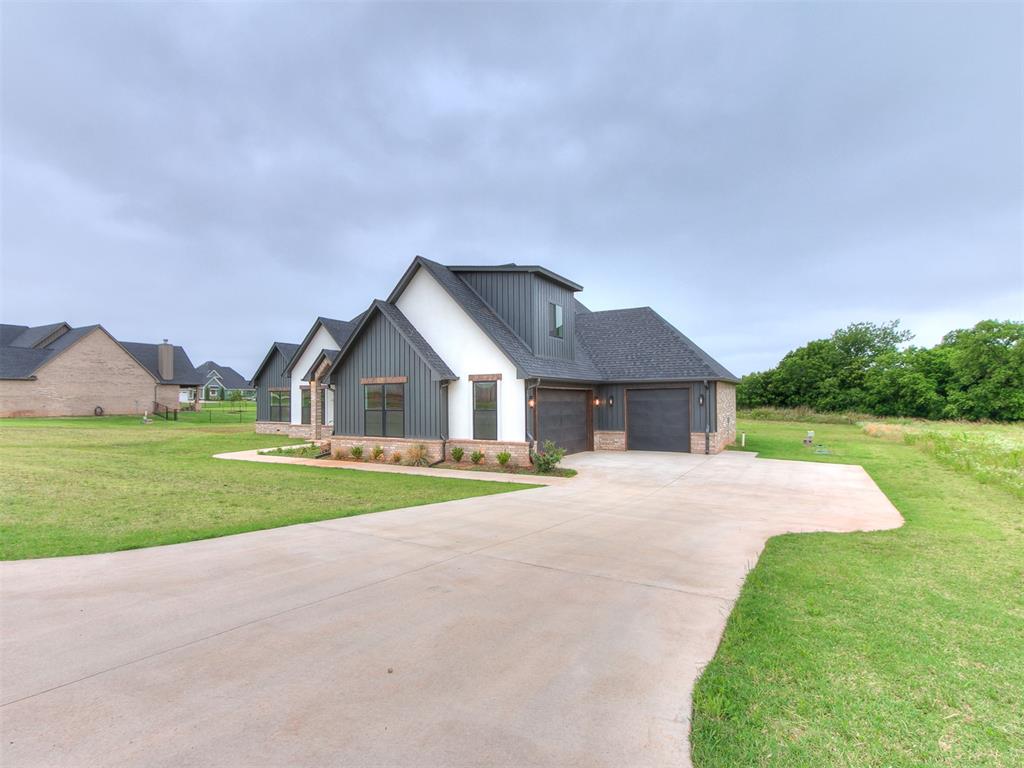 2441 Hawks Haven Drive Property Photo 3