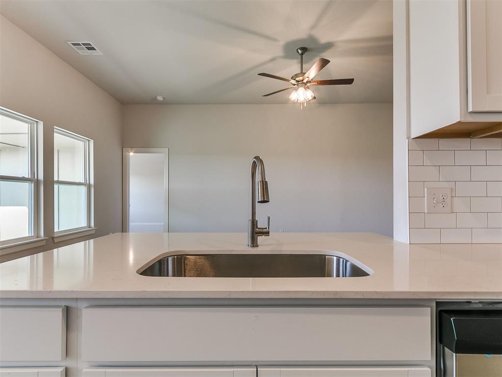 9001 Blackfork Lane Property Photo 11