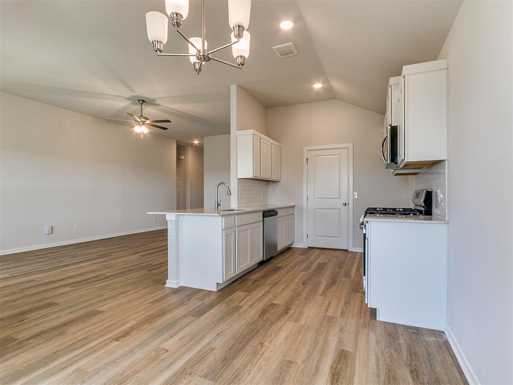 9001 Blackfork Lane Property Photo 13