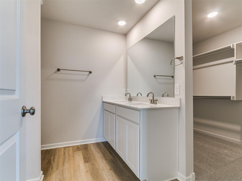 9001 Blackfork Lane Property Photo 17