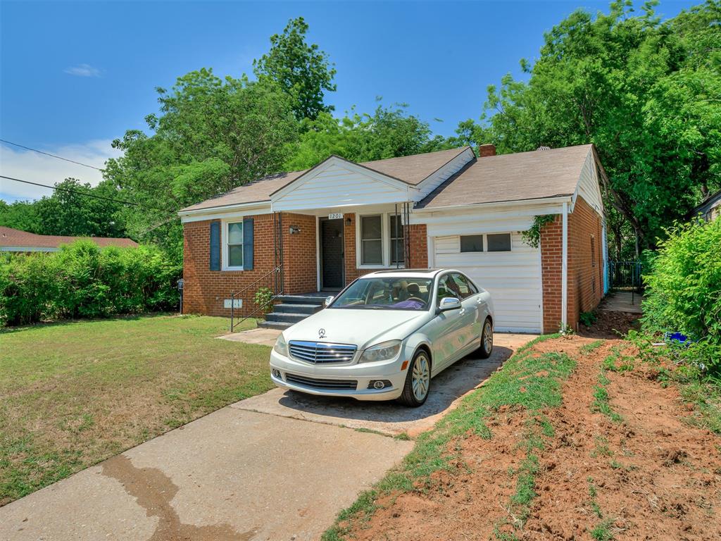 1201 Carverdale Drive Property Photo 5