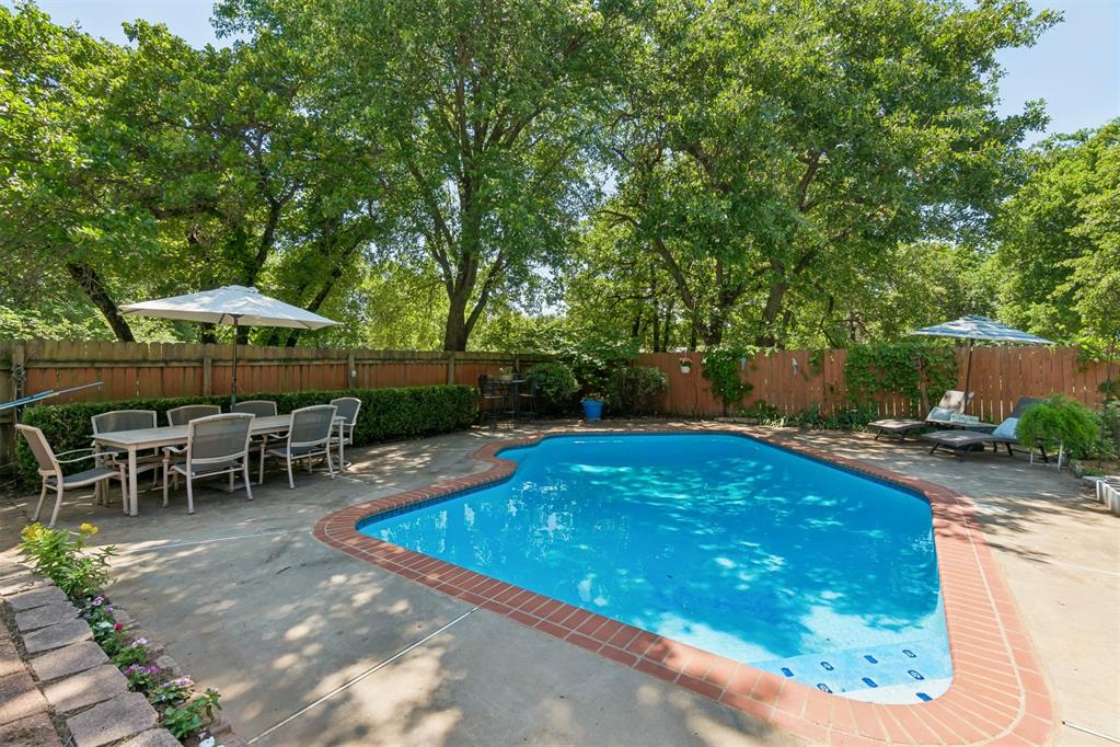 4409 Martin Drive Property Photo 6
