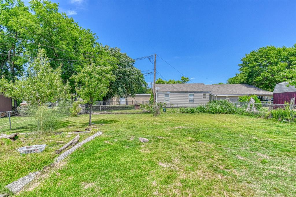 717 E Johnson Street Property Photo 41
