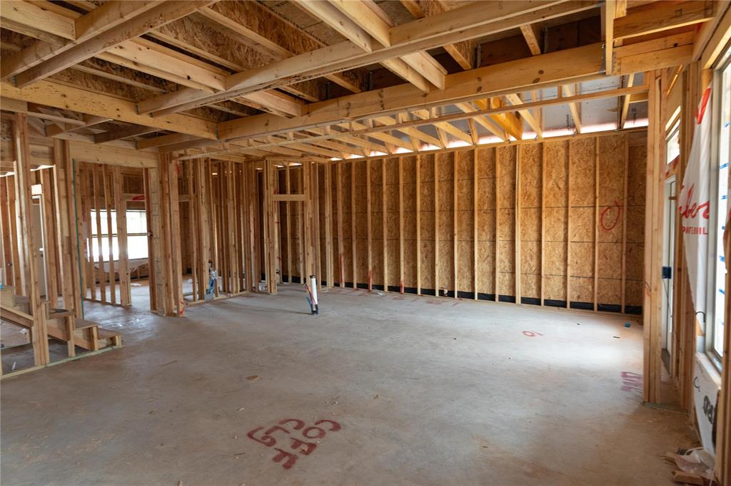 8340 Hazelwood Way Property Photo 4