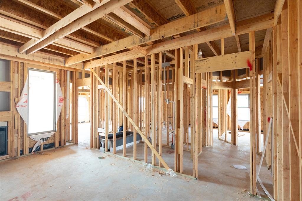 8340 Hazelwood Way Property Photo 5
