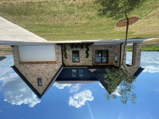 14917 Mackay Drive Property Photo 2